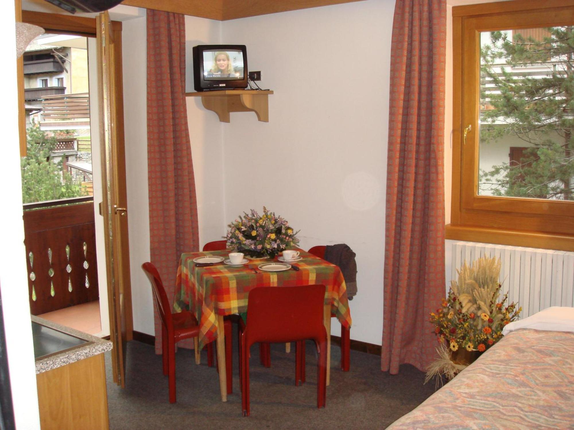 Hotel Derby Борміо Екстер'єр фото